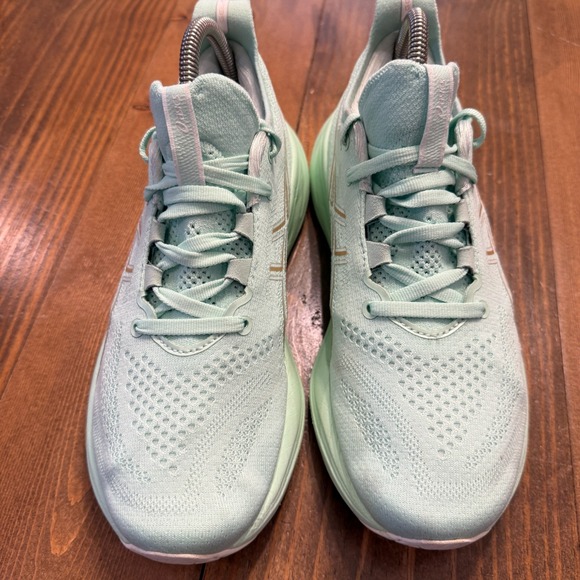 Asics Gel Nimbus 26 Womens Size 8D Wide Green Athletic Running Shoes Sneakers - Picture 2 of 8